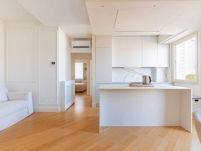 Casa quadrilocale in affitto in Viale Giosuè Carducci, Lungomare, Viareggio