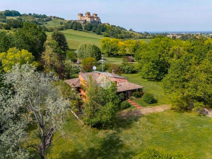 Casa quadrilocale in vendita in Via cascinapiano, Langhirano