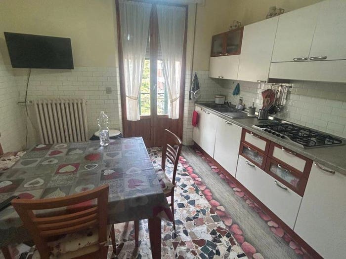 Casa con 5 locali in vendita in Via del Colombaio, Centro, Poggibonsi