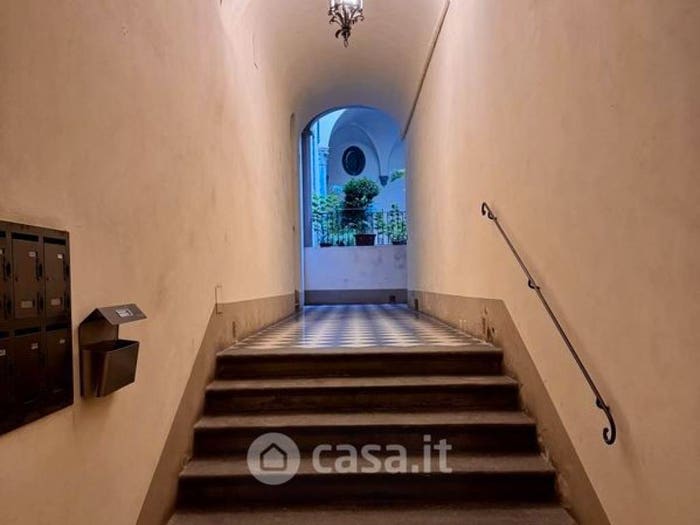 Appartamento trilocale in vendita in Via dei Bardi, San Niccolò, Firenze
