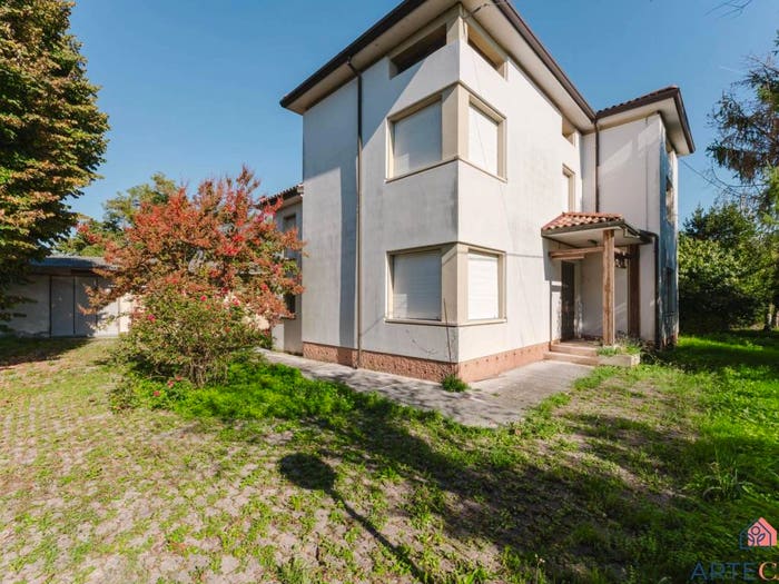 Casa con 6 locali in vendita in Via Vidisè, Motta di Livenza