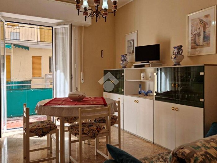 Appartamento bilocale in vendita in Via Marco Polo, Centro, Loano