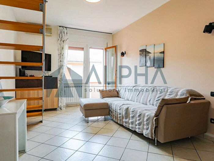 Appartamento quadrilocale in vendita in Via Francesco Lami, Forli'