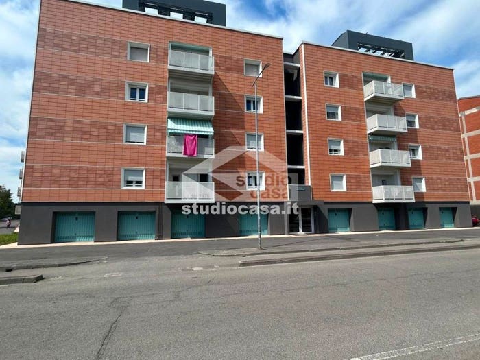 Appartamento trilocale in vendita in Via Fermi, Centro, Verdellino
