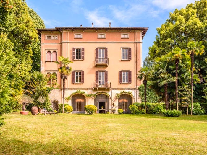 Casa con 6 locali in vendita in Via IV Novembre, Germignaga