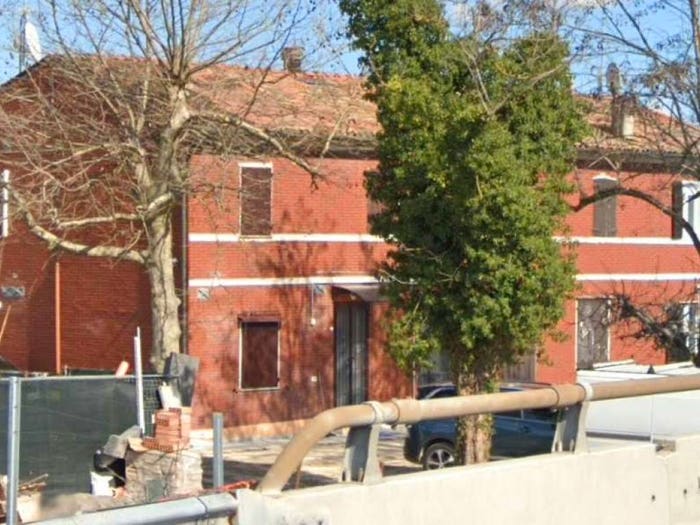 Casa con 6 locali in vendita in via Bagnolo Narsete, Carpinello, Forlì