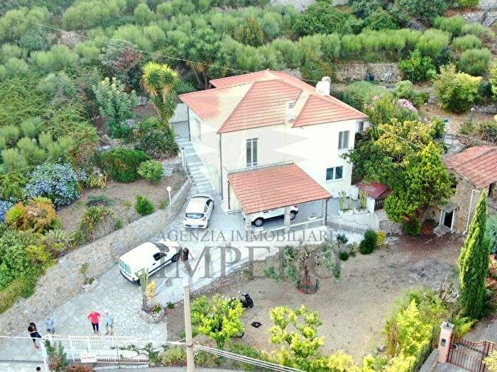 Casa con 6 locali in vendita in Via Cornice dei Due Golfi, Arziglia Madonna della Ruota, Bordighera
