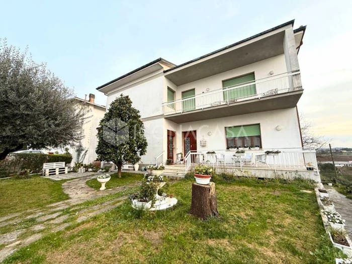 Appartamento con 6 locali in vendita in Via Tosco Romagnola Est, San Romano, Montopoli in Val d'Arno