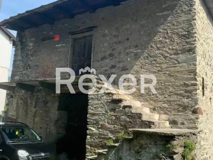Casa trilocale in vendita in Via San Curotti, Megolo Di Cima, Pieve Vergonte