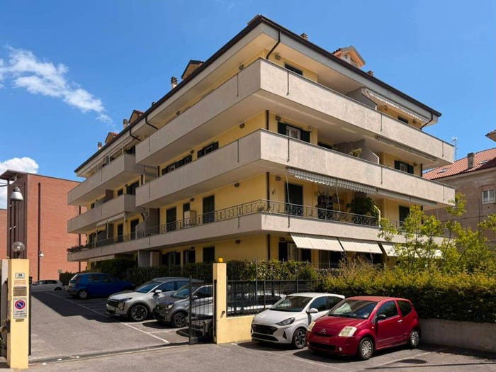 Appartamento bilocale in vendita in Via Leonardo da Vinci, Centro, Albenga