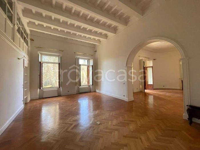 Appartamento con 6 locali in vendita in Via trieste, Bolognese, Firenze