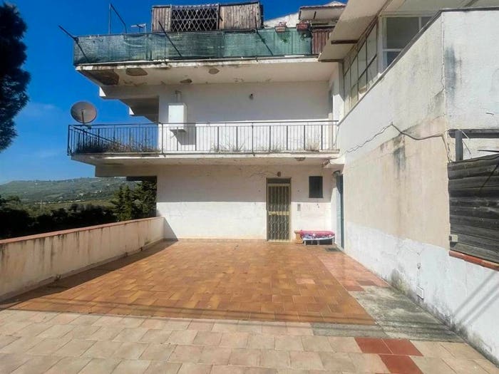 Casa con 6 locali in vendita in via mattia pascal, San Leone Villaseta Villaggio, Agrigento