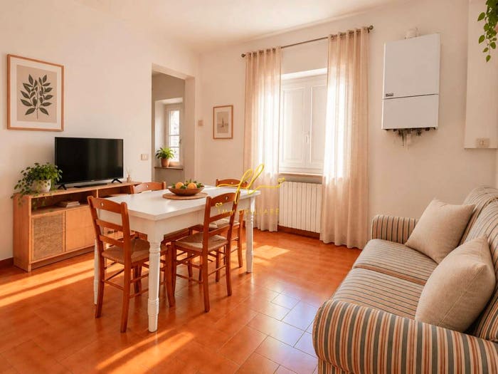 Appartamento trilocale in vendita in Via Salnitro, Centro, Bibbona