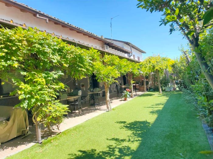 Casa con 6 locali in vendita in via Riolo, Revellino Campo Marte, Lodi