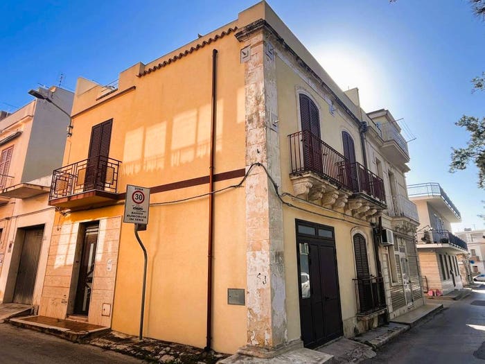Appartamento quadrilocale in vendita in Piazza Regina Margherita, Centro, Avola
