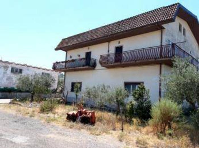 Casa con 6 locali in vendita in CDA LAGO SANTA DOMENICA, Acerenza