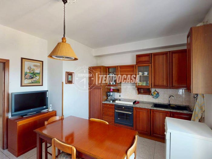 Appartamento con 5 locali in vendita in Via della Repubblica, Centro, Montefano