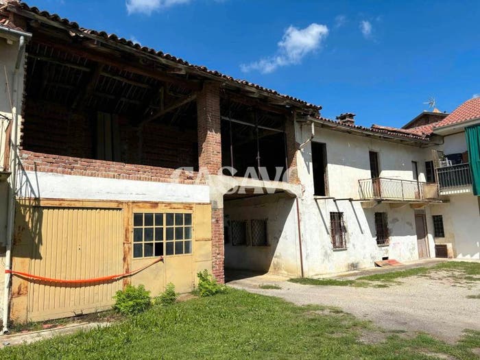 Casa con 6 locali in vendita in Via Martiri della Libertà, Scurzolengo