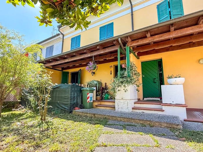 Casa con 6 locali in vendita in Via Pomara, Pomara, Gazzuolo