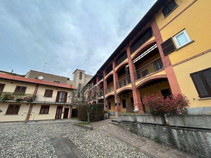 Appartamento bilocale in vendita in Via Crocifisso, Centro, Figino Serenza