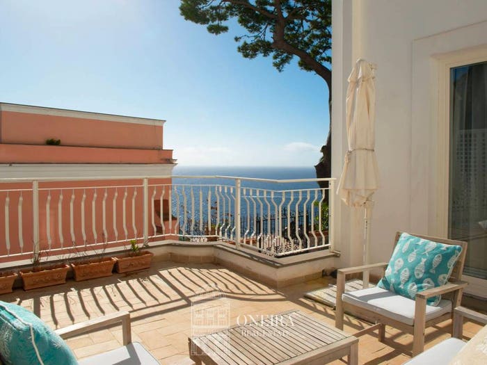 Appartamento trilocale in vendita in Centro, Capri