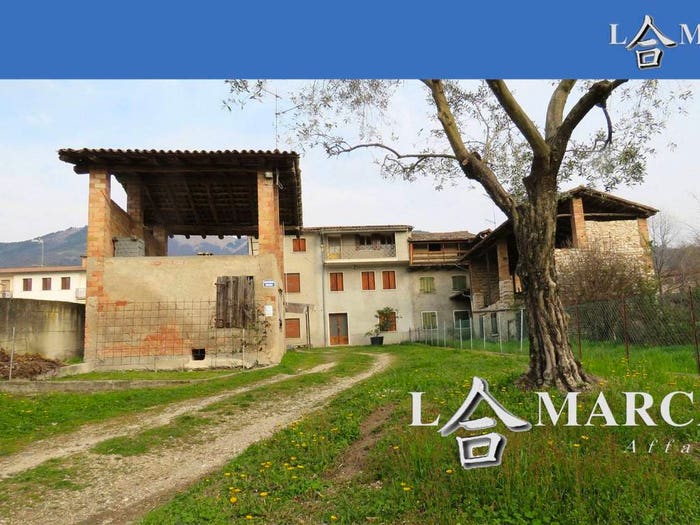 Casa con 6 locali in vendita in Via Ponteggi, Possagno