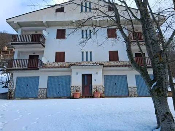 Appartamento trilocale in vendita in Via Santissima Trinità No Number, Centro, Cappadocia