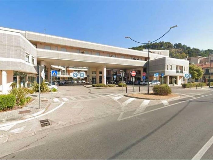 Appartamento trilocale in vendita in Corso XXI Gennaio, Montecchio, Vallefoglia