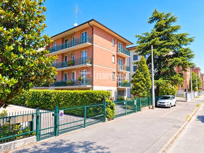 Appartamento quadrilocale in vendita in Via Giuseppe Campi, Sant'Agnese Università, Modena