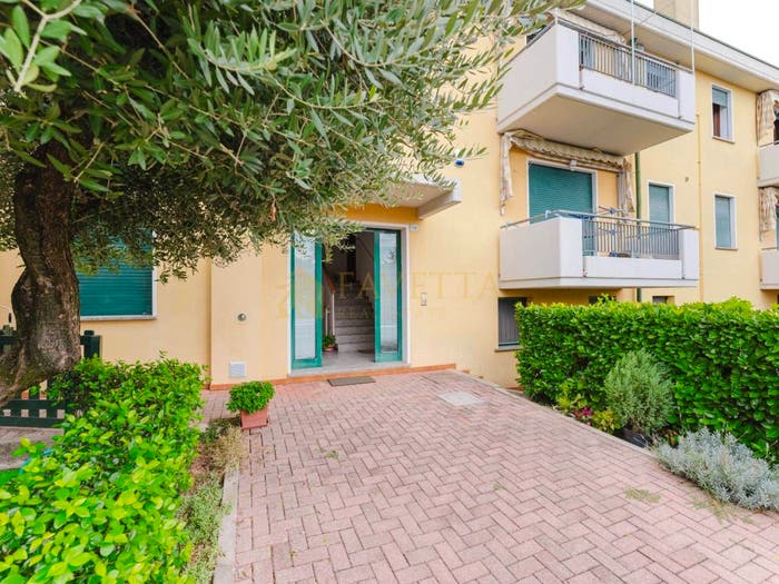 Appartamento con 5 locali in vendita in Via Ugo Foscolo, Losson Della Battaglia, Meolo