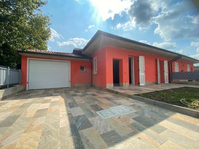 Casa quadrilocale in vendita in Via delle Rane, Magherno