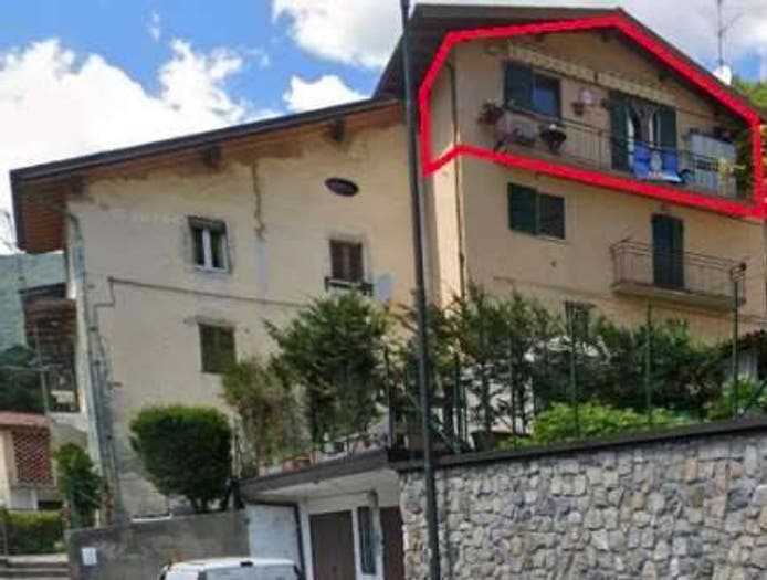 Appartamento trilocale in vendita in Via Roncaglia Entro, Roncaglia Entro, San Giovanni Bianco