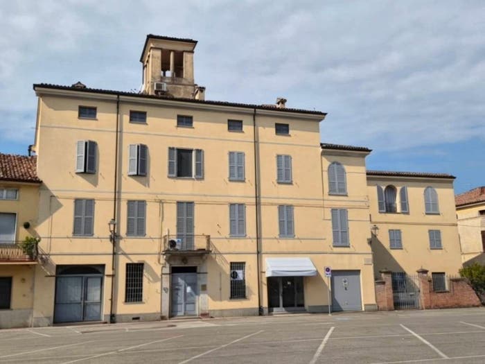 Appartamento quadrilocale in vendita in Piazza Roma, Sissa, Sissa Trecasali