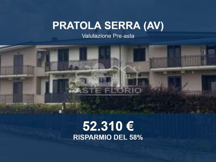 Appartamento con 6 locali in vendita in Via Pezze, Pratola Serra