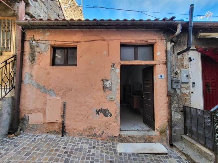 Appartamento bilocale in vendita in Via Scoperta, Faleria