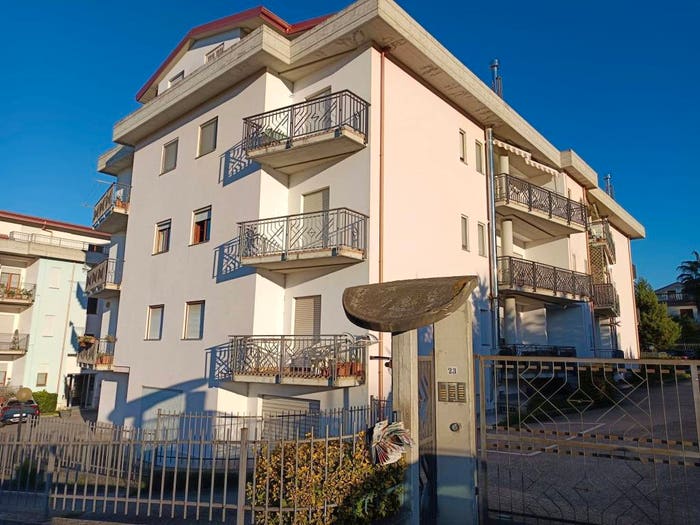 Casa bilocale in vendita in Via Silvio Pellico, Taverna, Montalto Uffugo