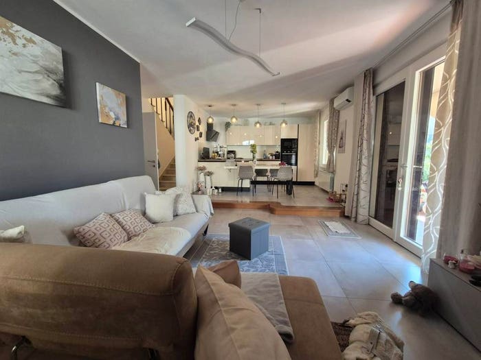 Casa con 6 locali in vendita in Venturina, Campiglia Marittima
