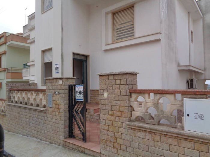 Appartamento con 5 locali in vendita in Via Savona, Centro, Matino