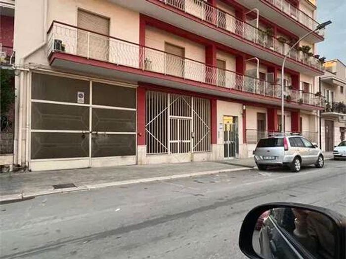 Appartamento con 5 locali in vendita in Centro, Canosa di Puglia