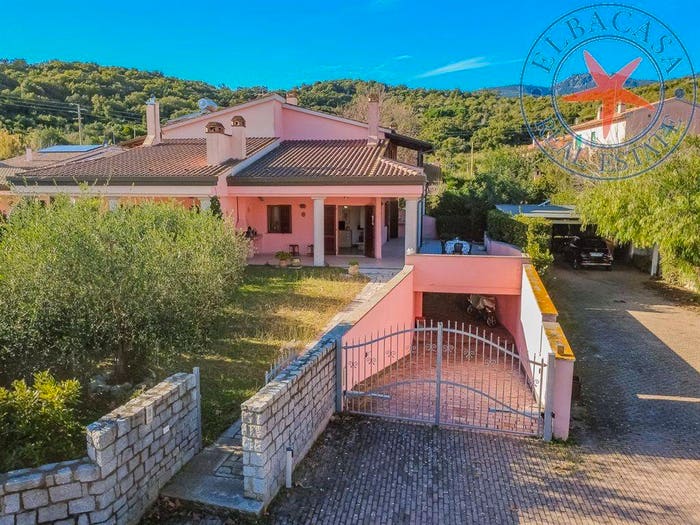Casa con 5 locali in vendita in Via giovanni XXIII, Campo nell'Elba
