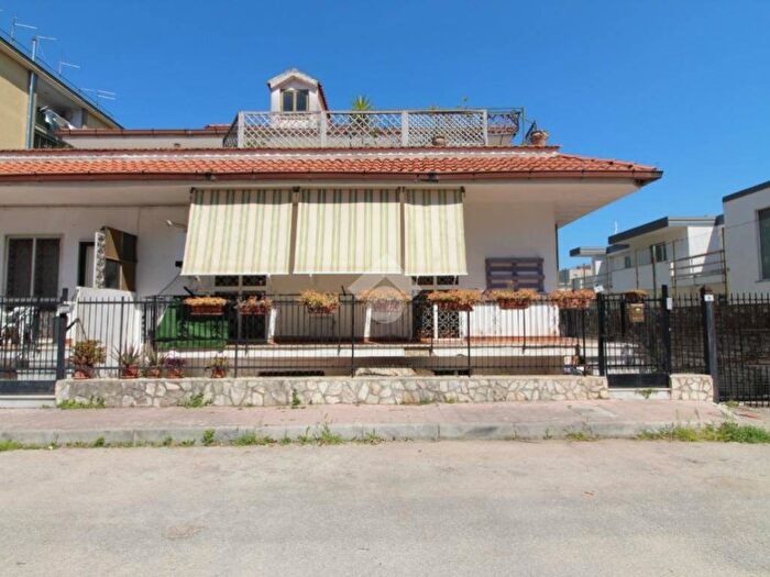 Appartamento bilocale in vendita in Via campania, Casagiove