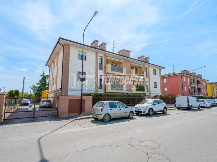 Appartamento trilocale in vendita in Via Madre Teresa di Calcutta, Noceto