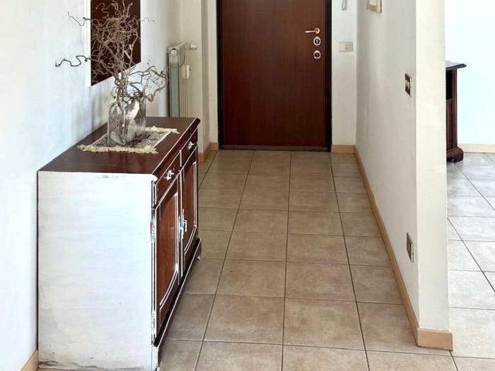 Appartamento bilocale in vendita in Via Clivio, Saltrio