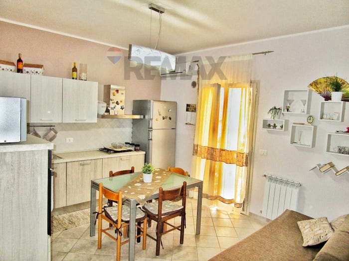 Appartamento quadrilocale in vendita in Via Roma, Centro, Mascalucia