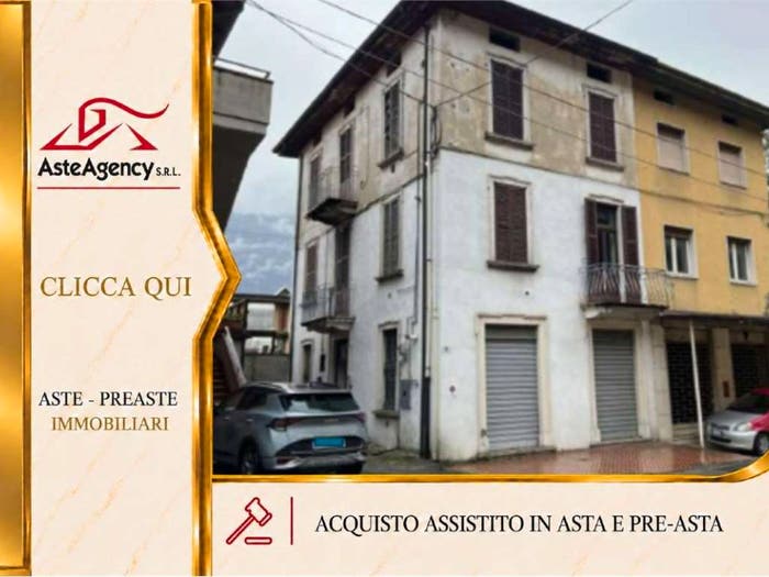 Casa con 6 locali in vendita in Via VITTORIO VENETO, Piamborno, Piancogno