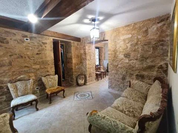 Casa con 5 locali in vendita in Piazza Cesare Battisti, Centro, Bolognano