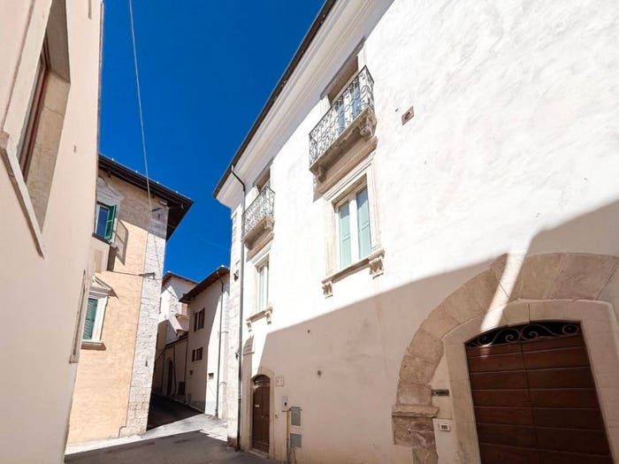 Casa monolocale in vendita in Via Caserma Angelini, Duomo Fontana Luminosa, L'Aquila