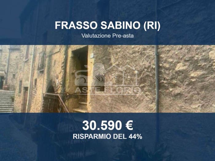 Appartamento quadrilocale in vendita in Via Caggiani, Centro, Frasso Sabino