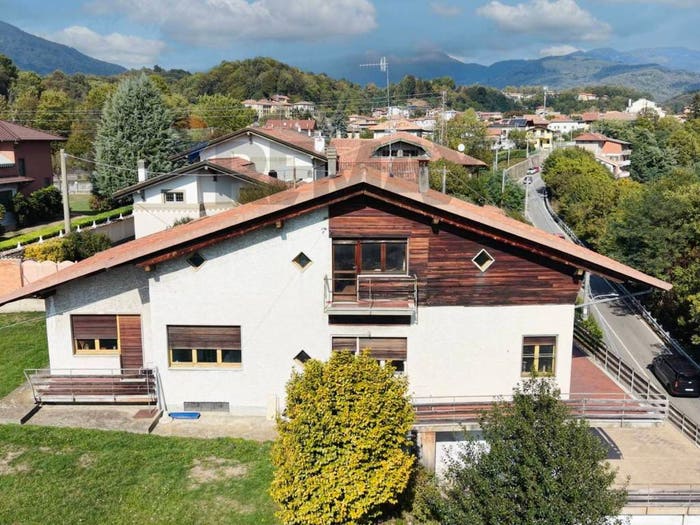 Casa quadrilocale in vendita in Tollegno