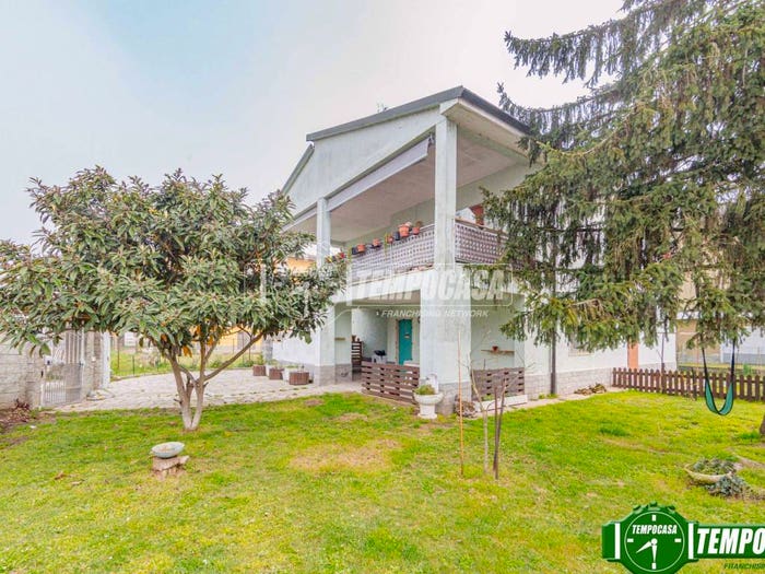 Casa con 5 locali in vendita in Via Salvatore Quasimodo, Vigalfo, Albuzzano